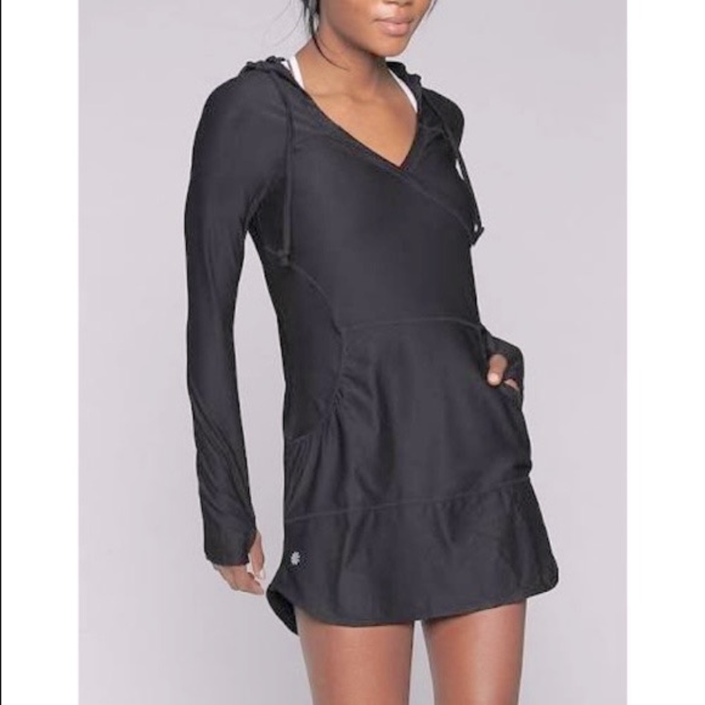 Athleta Wick-It Wader Coverup Hooded Grey Dress medium